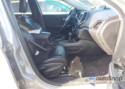 2019 Jeep Cherokee Latitude Plus 4X4 z USA, uszkodzony, nr VIN 1C4PJMLX8KD228433